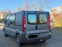 Gebraucht Opel Vivaro 135 PS (99 kW) 2008 Schwarz Van / Kleinbus