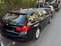 Gebraucht BMW 320 184 PS (135 kW) 2012 Schwarz Kombi