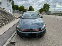 Gebraucht VW Golf VI 122 PS (89 kW) 2010 Blau Kleinwagen