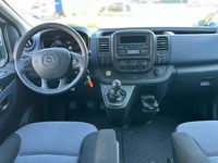 Gebraucht Opel Vivaro 95 PS (69 kW) 2018 Weiß Van / Kleinbus