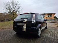 Gebraucht Ford Fiesta 60 PS (44 kW) 2004 Schwarz Kleinwagen