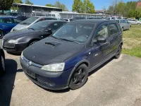 Usata Opel Corsa 75 CV (55 kW) 2003 Blu Utilitaria