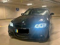 Gebraucht BMW 320 163 PS (119 kW) 2007 Blau Kombi