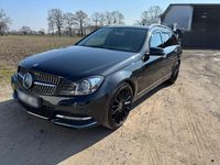 Gebraucht Mercedes C250 204 PS (150 kW) 2012 Schwarz Kombi