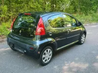 Gebraucht Peugeot 107 69 PS (50 kW) 2012 Grau Kleinwagen