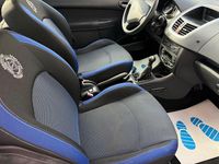 Gebraucht Peugeot 206+ 68 PS (50 kW) 2012 Schwarz Kleinwagen