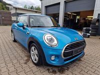 Gebraucht Mini ONE Business 102 PS (75 kW) 2018 Electric blue ii metallic Kleinwagen