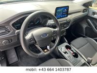 Gebraucht Ford Focus Cool & Connect 120 PS (88 kW) 2023 Schwarz Limousine