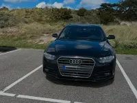 Używany Audi A4 S-Line 150 KM (110 kW) 2013 Czarny Kombi