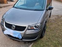 Gebraucht VW Touran 140 PS (102 kW) 2010 Grau Van / Kleinbus