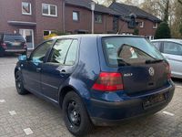 Gebraucht VW Golf IV 105 PS (77 kW) 2001 Blau Kleinwagen