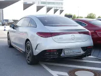 Gebraucht Mercedes EQE300 AMG Premium 194 kW (265 PS) 2025 Metalliclack hightechsilber Limousine