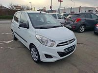 Gebraucht Hyundai i10 Edition 69 PS (50 kW) 2013 Weiß Kleinwagen