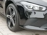 Gebraucht Mercedes CLA250e Progressive 218 PS (160 kW) 2022 Unilack nachtschwarz Coupé