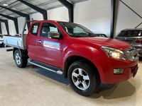 Usado Isuzu D-Max 163 HP (119 kW) 2015 Vermelho SUV