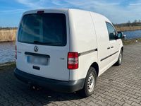Second-hand VW Caddy 102 CP (75 kW) 2013 Alb Monovolum
