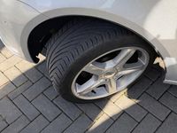 Gebraucht VW Touran 105 PS (77 kW) 2014 Silber Van / Kleinbus