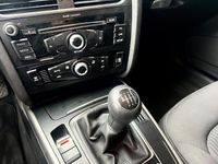 Gebraucht Audi A4 Attraction 170 PS (125 kW) 2012 Schwarz Kombi
