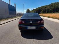 Gebraucht VW Passat R-line 160 PS (117 kW) 2011 Schwarz Limousine