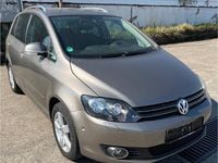 Gebraucht VW Golf VI Team 105 PS (77 kW) 2011 Braun Kleinwagen