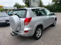 Gebraucht Toyota RAV4 Sol 177 PS (130 kW) 2006 Silber SUV