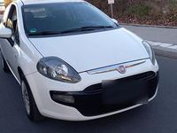 Gebraucht Fiat Punto 70 PS (51 kW) 2011 Weiß Kleinwagen