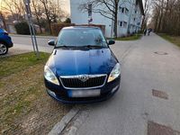 Gebraucht Skoda Fabia 90 PS (66 kW) 2011 Blau Kleinwagen