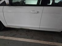 Gebraucht Ford Focus 101 PS (74 kW) 2011 Weiß Kombi