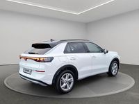 Gebraucht VW T-Roc Life 150 PS (110 kW) 2025 Pure white uni / schwarz uni SUV