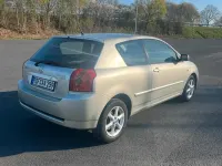 Gebraucht Toyota Corolla 116 PS (85 kW) 2004 Silber Coupé