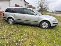 Usata VW Passat 131 CV (96 kW) 2003 Argento Station wagon