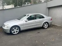Gebraucht Mercedes C200 163 PS (119 kW) 2002 Limousine