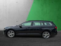 Gebraucht VW Passat Business 190 PS (139 kW) 2023 Deep black perleffekt Kombi
