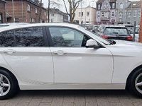 Gebraucht BMW 118 Advantage 136 PS (100 kW) 2018 Weiß Kleinwagen