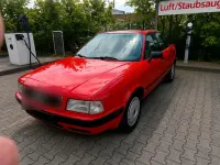 Używany Audi 80 Design 115 KM (84 kW) 1991 Czerwony Sedan/Limuzyna
