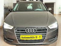 Gebraucht Audi A3 Sportback Attraction 110 PS (80 kW) 2015 Grau Kleinwagen