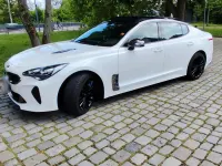 Używany Kia Stinger Exclusive 200 KM (147 kW) 2018 Biały Hatchback