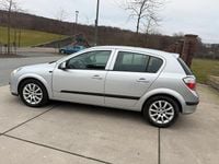 Gebraucht Opel Astra 125 PS (91 kW) 2004 Grau Limousine