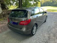Gebraucht Mercedes B180 109 PS (80 kW) 2012 Braun Kleinwagen