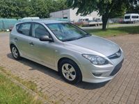 gebraucht Hyundai i30 Classic Vorführwagen 1 Hand 60 TKM Mod 2012