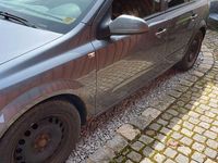 Gebraucht Opel Astra Edition 105 PS (77 kW) 2006 Grau Limousine