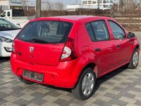 Gebraucht Dacia Sandero Basis 75 PS (55 kW) 2010 Rot Kleinwagen