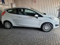 Gebraucht Ford Fiesta Trend 60 PS (44 kW) 2017 Weiß Kleinwagen