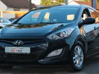 Gebraucht Hyundai i30 Edition 99 PS (72 kW) 2015 Schwarz Kombi
