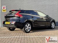 Gebraucht Volvo V40 120 PS (88 kW) 2018 Schwarz Limousine