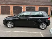 Gebraucht VW Golf VI 105 PS (77 kW) 2012 Schwarz Kleinwagen