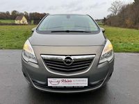 Gebraucht Opel Meriva Design Edition 101 PS (74 kW) 2011 Muskatgrau/muskat braun(m2) Van / Kleinbus