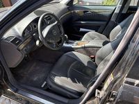 Gebraucht Mercedes E320 Avantgarde 224 PS (164 kW) 2004 Schwarz Kombi
