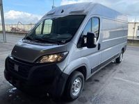 Gebraucht Fiat Ducato 140 PS (102 kW) 2024 Grau Van