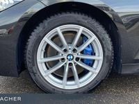 Gebraucht BMW 340 374 PS (275 kW) 2025 Saphirschwarz metallic Kombi